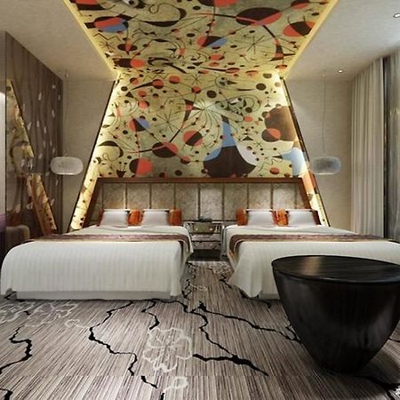 Art Hotel Vienna- Luoyang Luoyang  Exterior photo