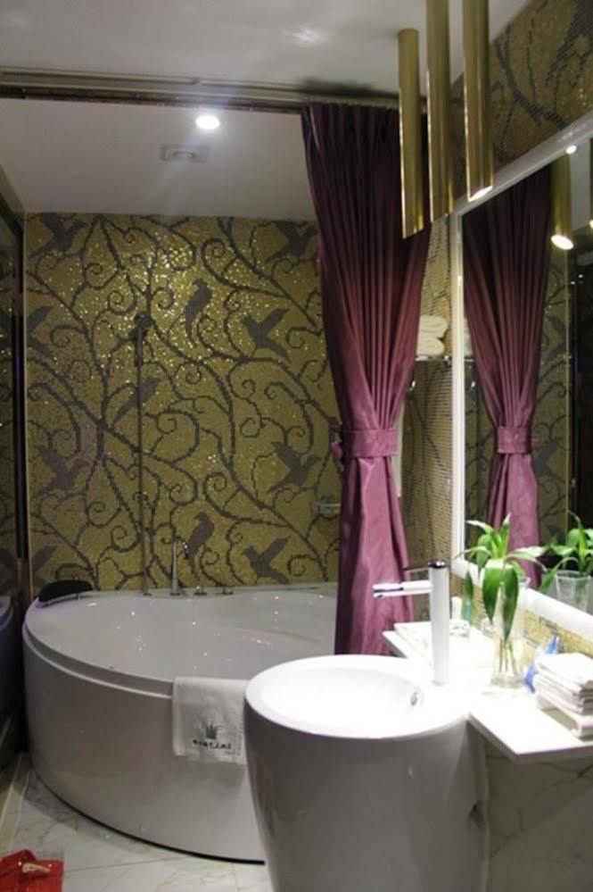 Art Hotel Vienna- Luoyang Luoyang  Exterior photo