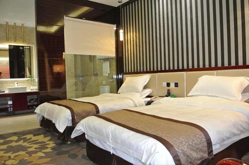 Art Hotel Vienna- Luoyang Luoyang  Exterior photo